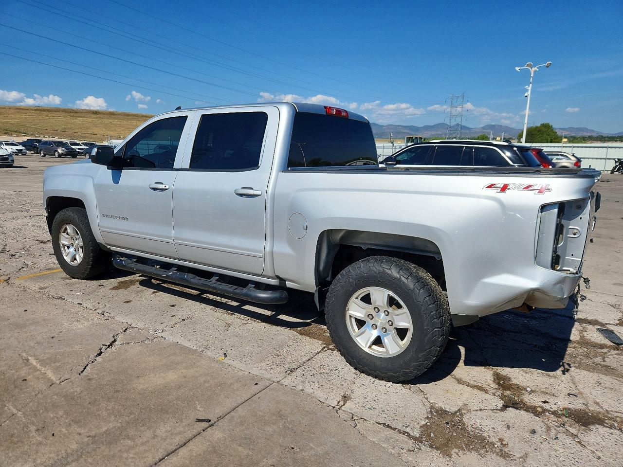 2016 CHEVROLET SILVERADO K1500 LT — снимка 2
