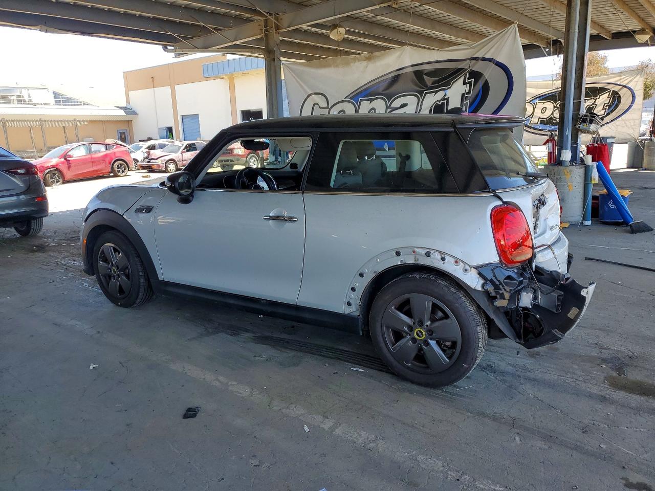 2022 MINI COOPER SE — снимка 2