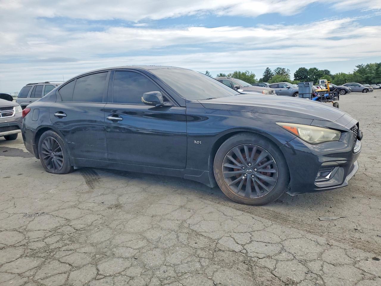 2018 INFINITI Q50 3.0T LUXE — снимка 4