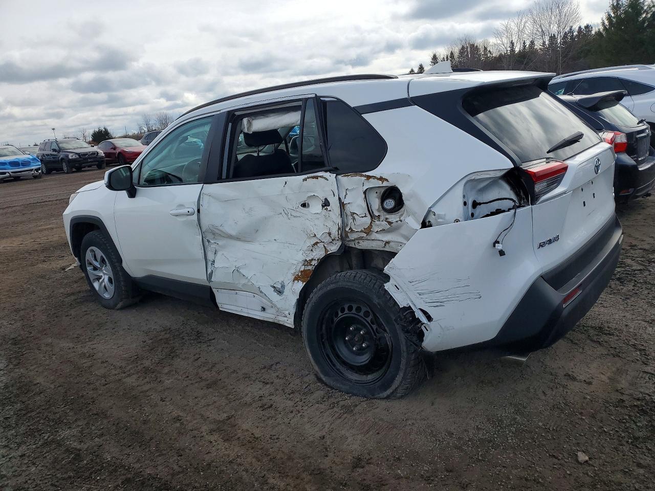 2020 TOYOTA RAV4 LE — снимка 2