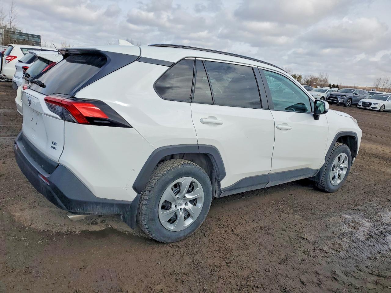 2020 TOYOTA RAV4 LE — снимка 3