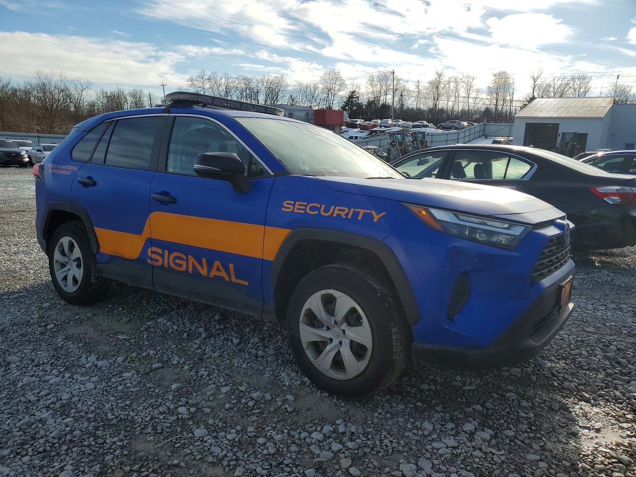 2025 TOYOTA RAV4 LE — снимка 4
