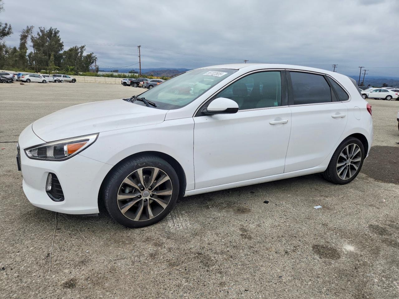 2018 HYUNDAI ELANTRA GT BASE