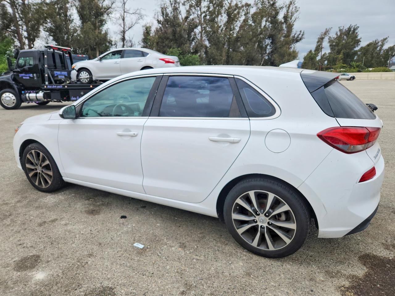 2018 HYUNDAI ELANTRA GT BASE — снимка 2