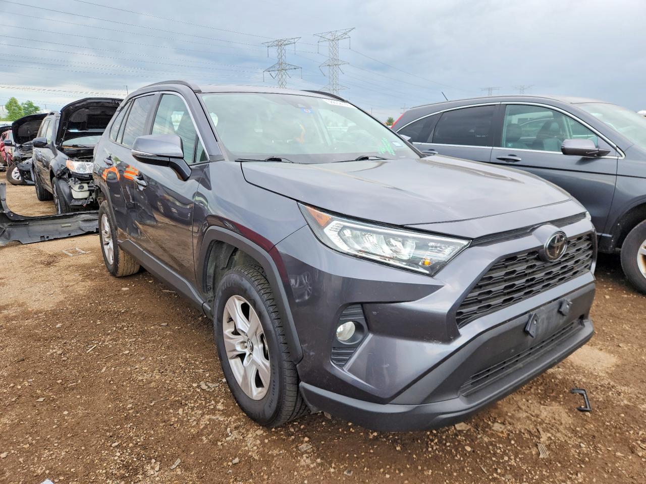 2020 TOYOTA RAV4 XLE — снимка 4