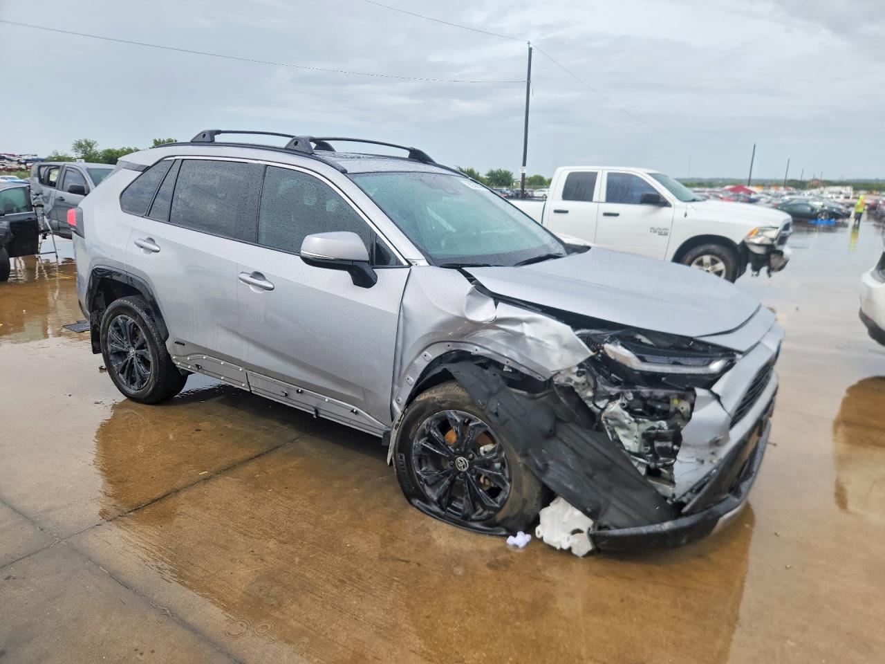 2024 TOYOTA RAV4 SE — снимка 4