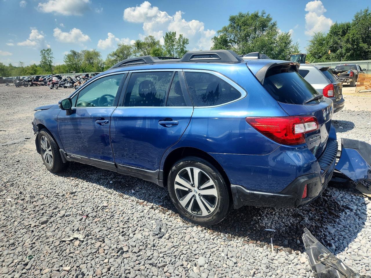 2019 SUBARU OUTBACK 2.5I LIMITED — снимка 2