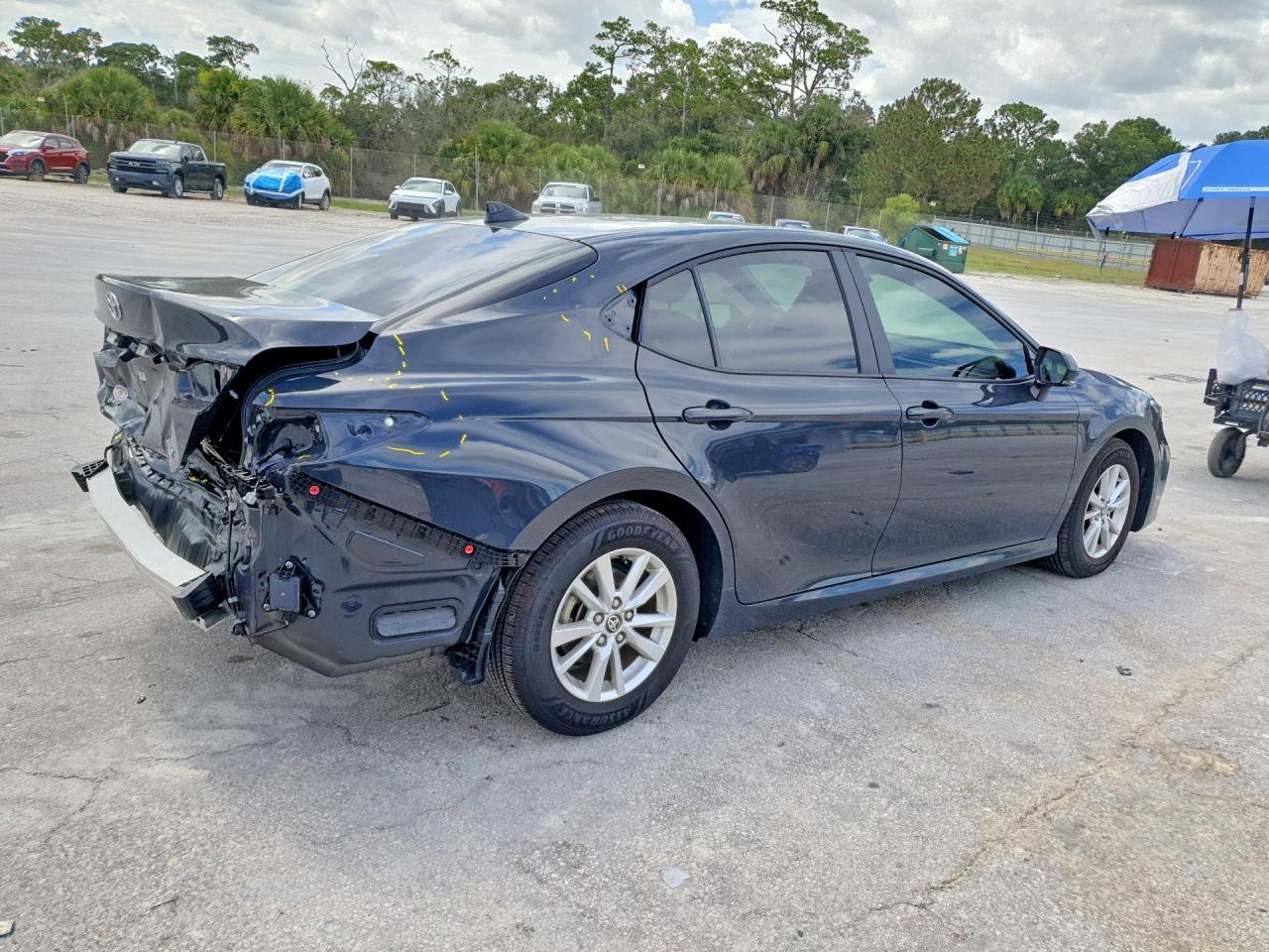 2026 TOYOTA CAMRY LE — снимка 3