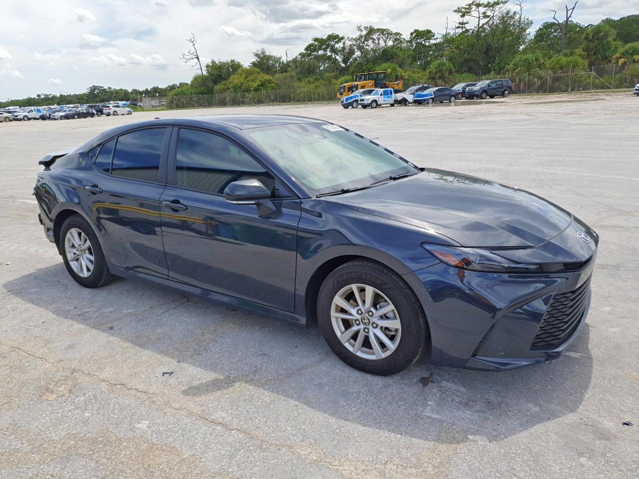 2026 TOYOTA CAMRY LE — снимка 4