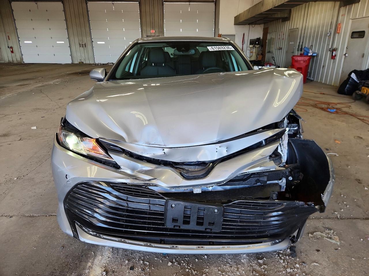 2019 TOYOTA CAMRY LE — снимка 5