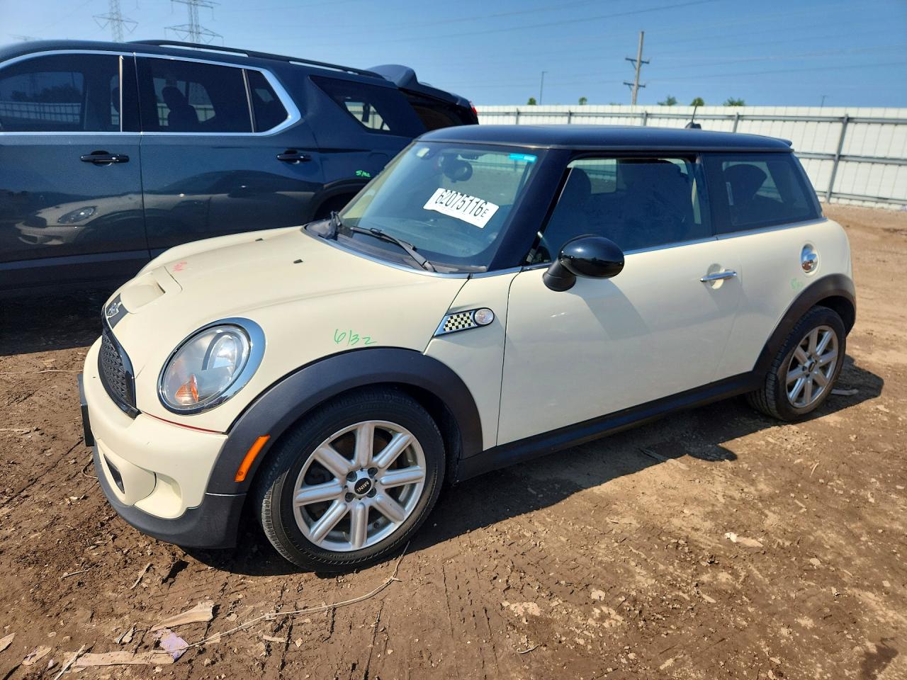 2013 MINI COOPER S