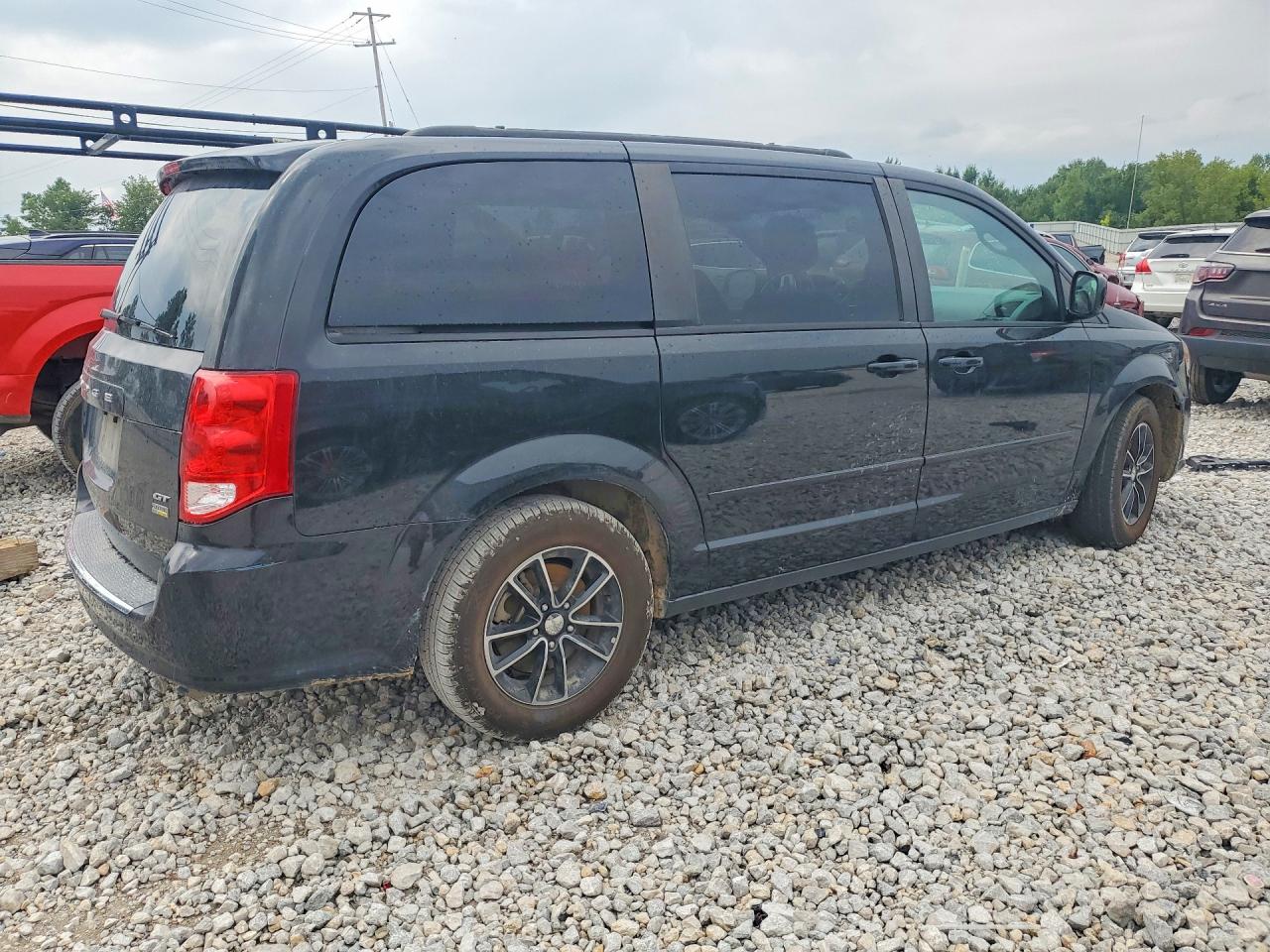 2017 DODGE GRAND CARAVAN GT — снимка 3