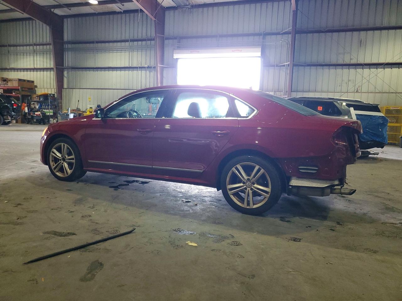 2015 VOLKSWAGEN PASSAT SE — снимка 2