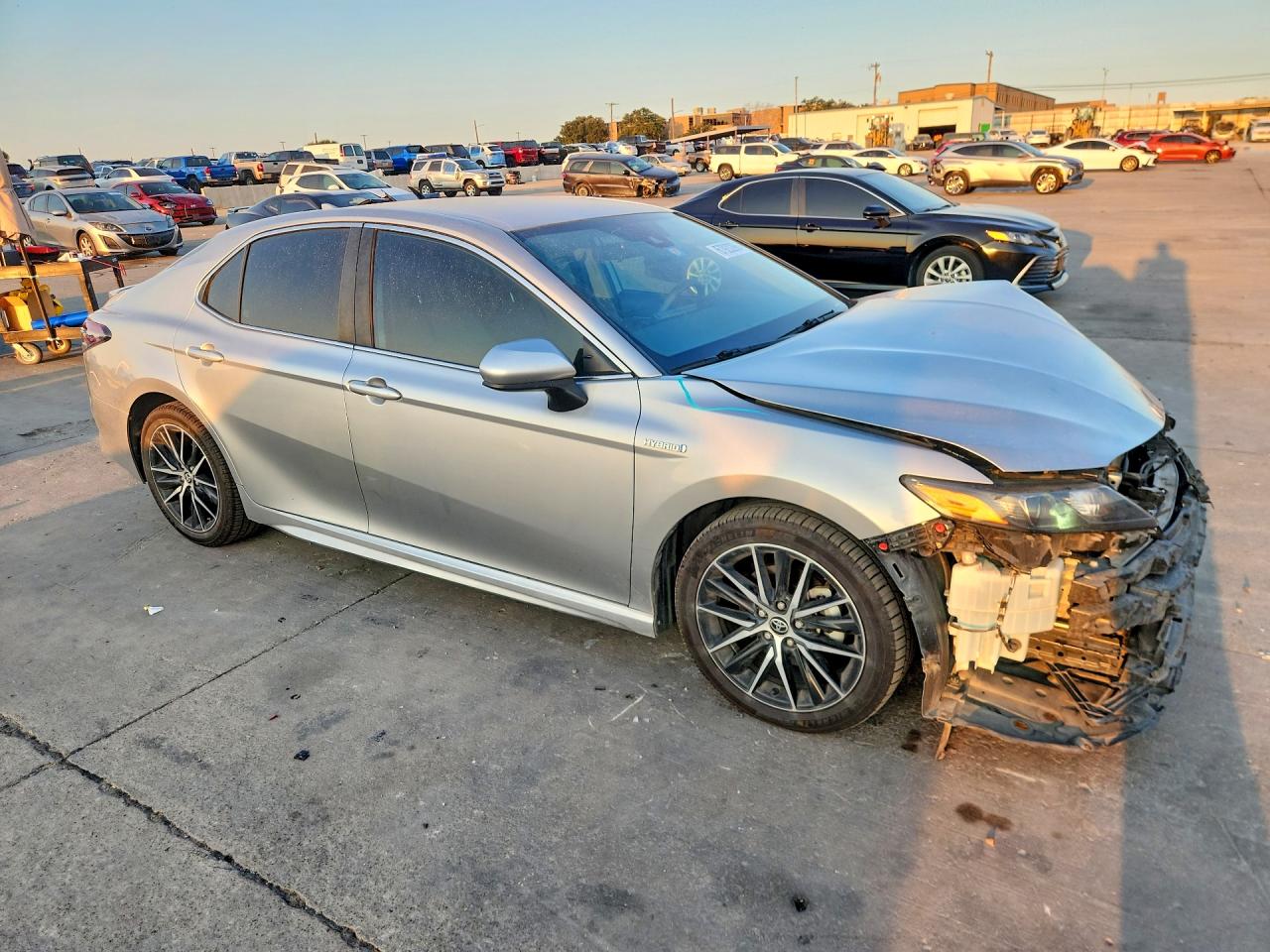 2021 TOYOTA CAMRY SE — снимка 4