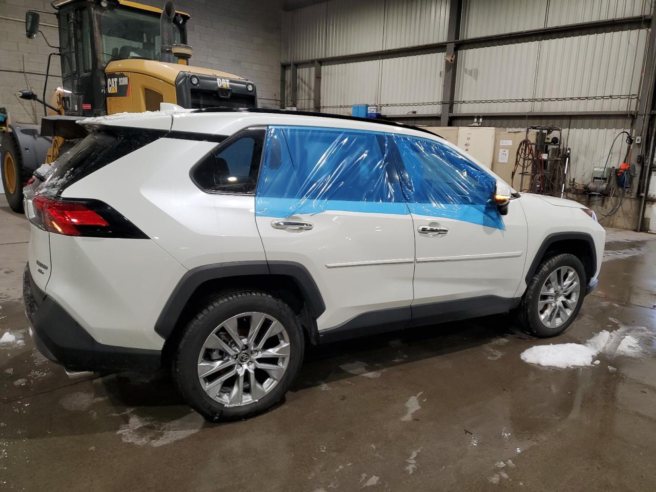 2021 TOYOTA RAV4 LIMITED — снимка 3