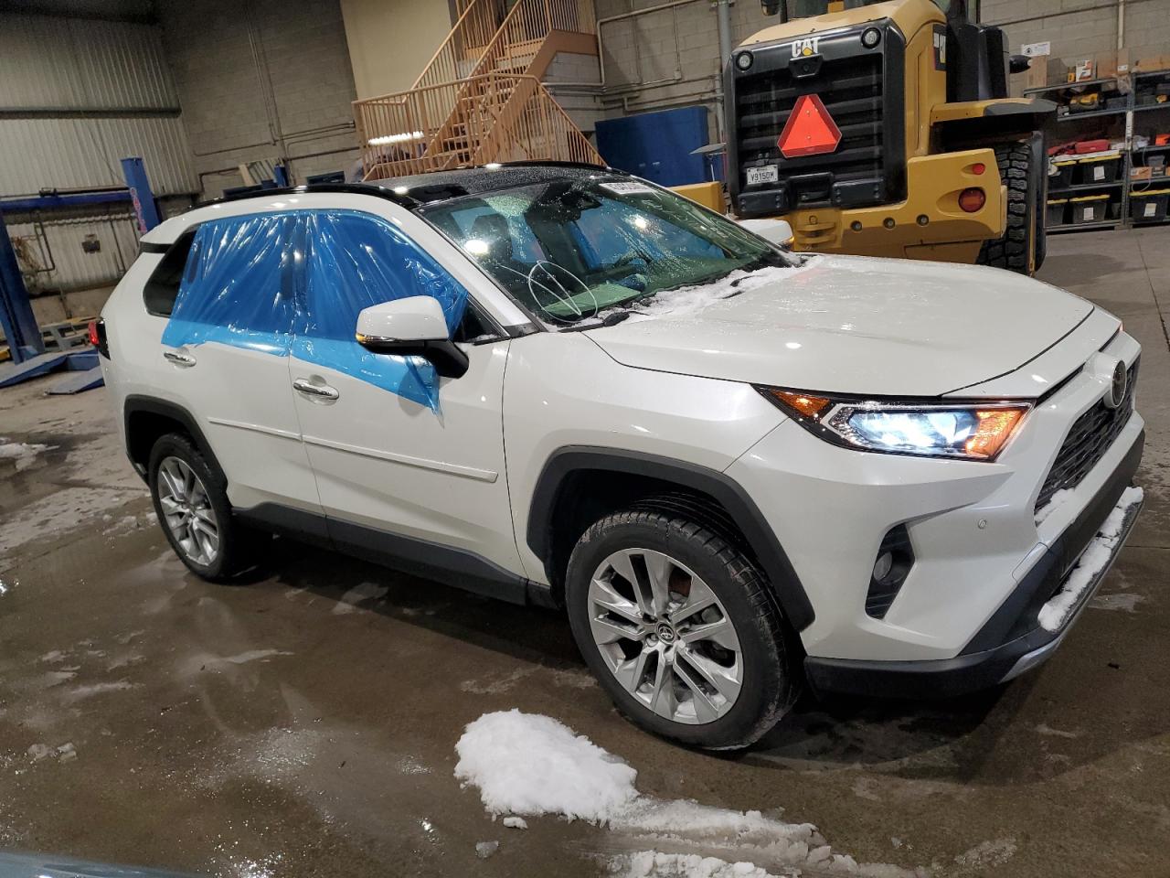 2021 TOYOTA RAV4 LIMITED — снимка 4