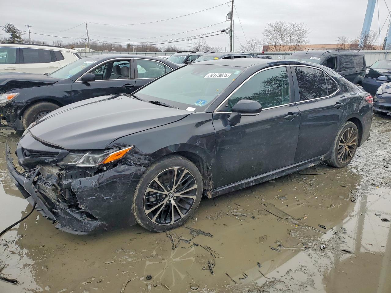 2019 TOYOTA CAMRY
