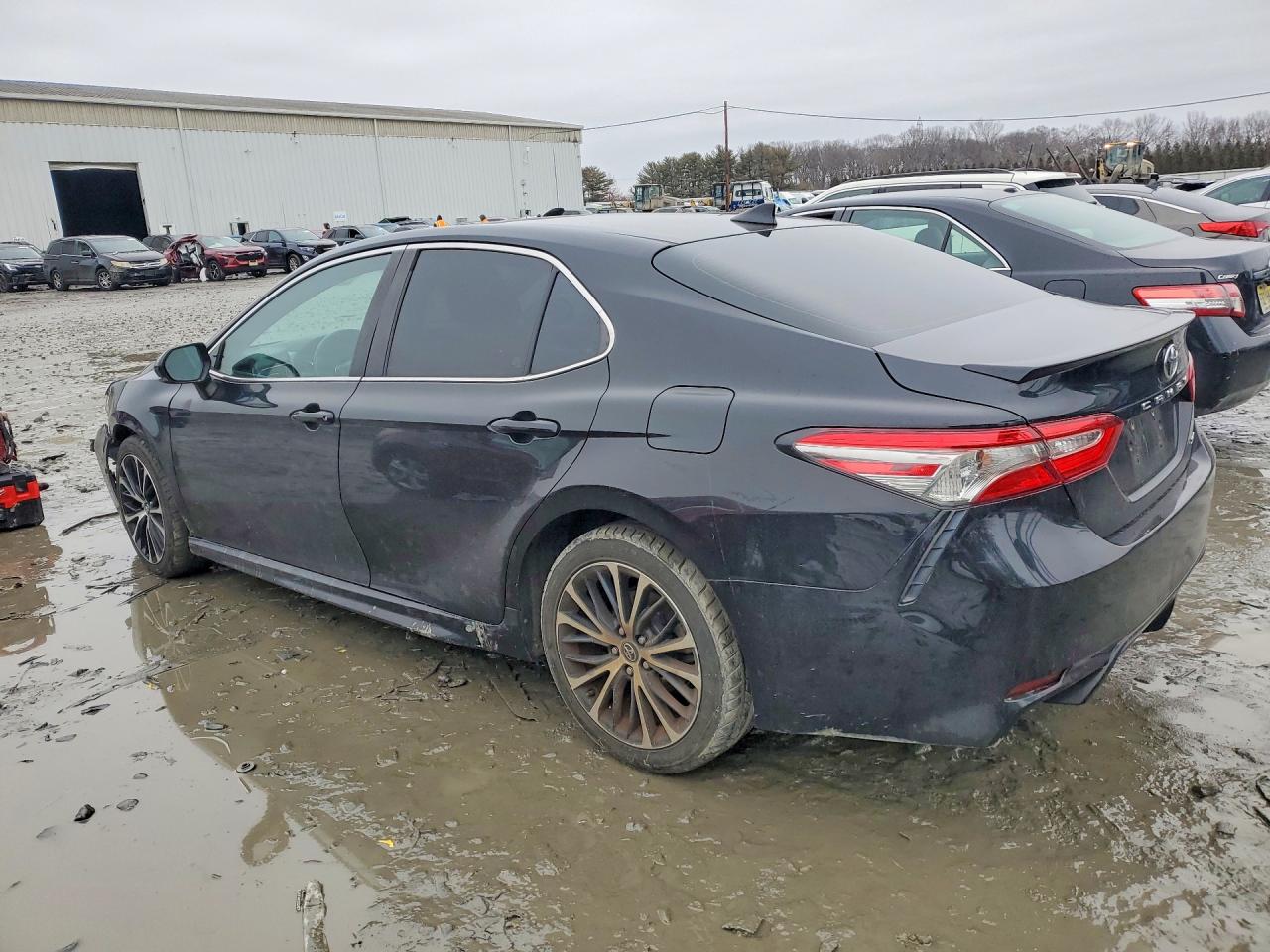 2019 TOYOTA CAMRY — снимка 2