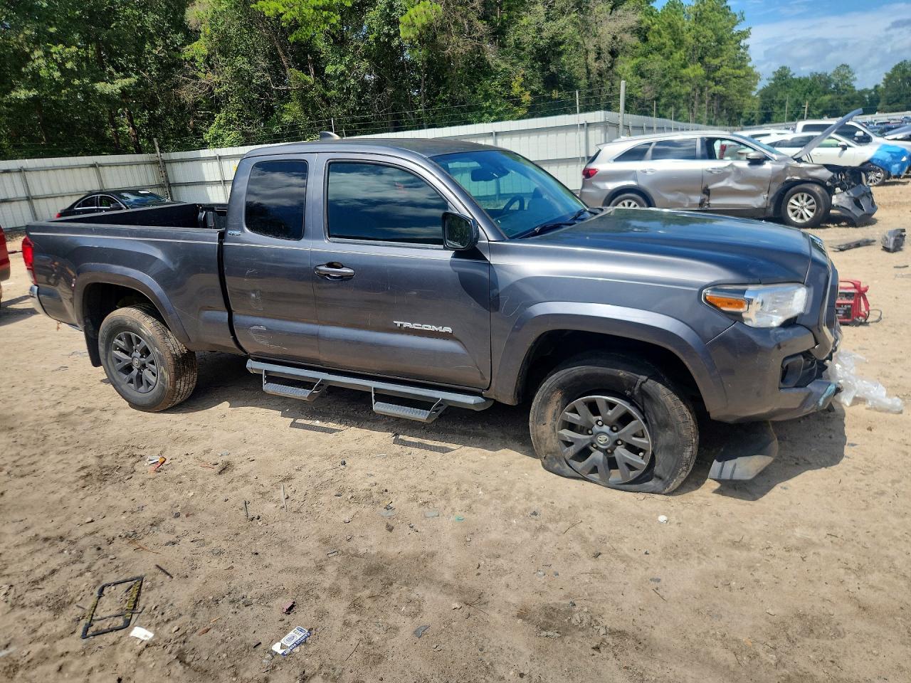 2021 TOYOTA TACOMA SR5 V6 — снимка 4