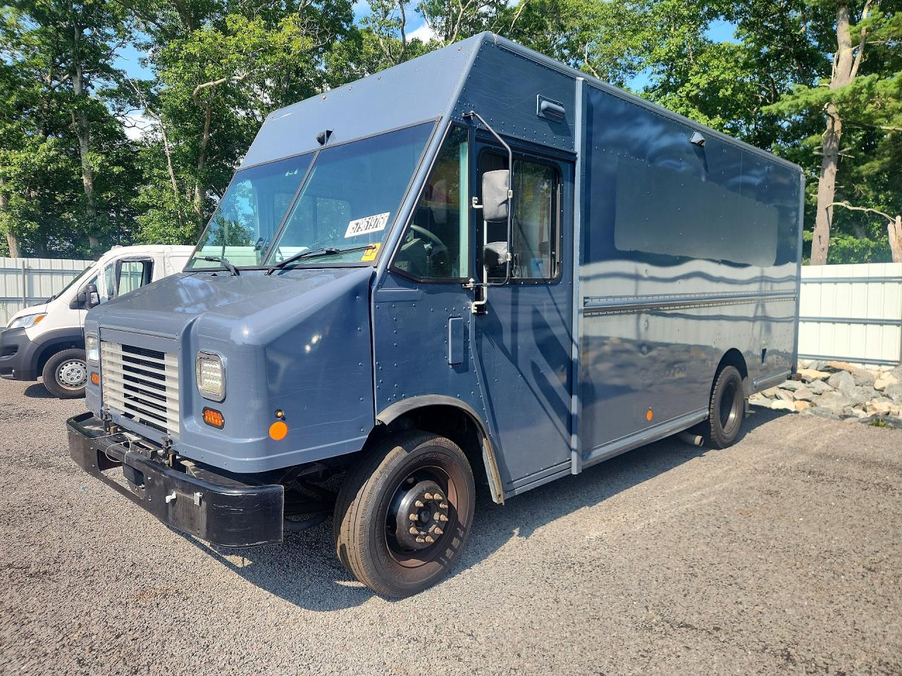 2020 FORD F59