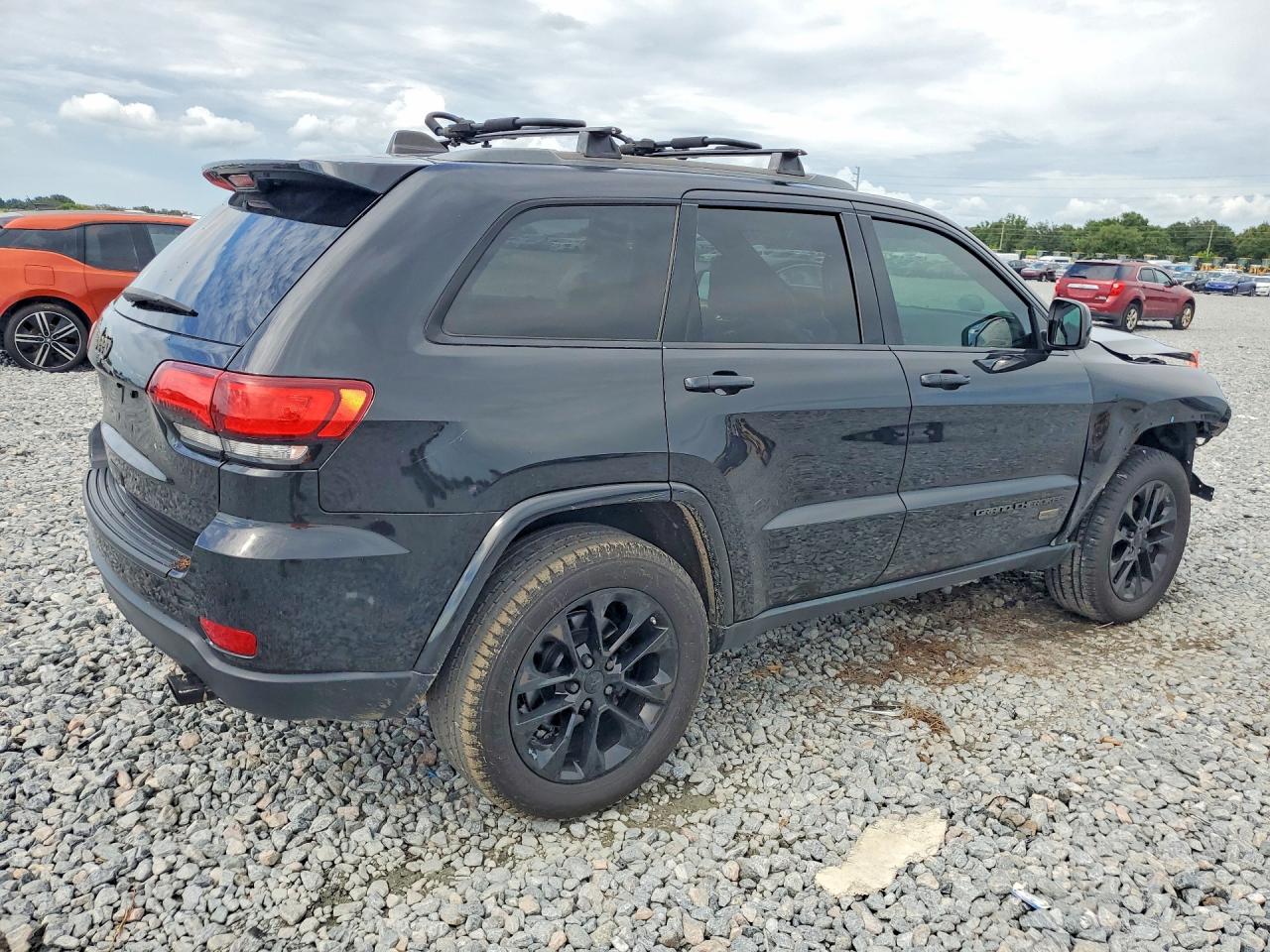 2016 JEEP GRAND CHEROKEE LAREDO — снимка 3