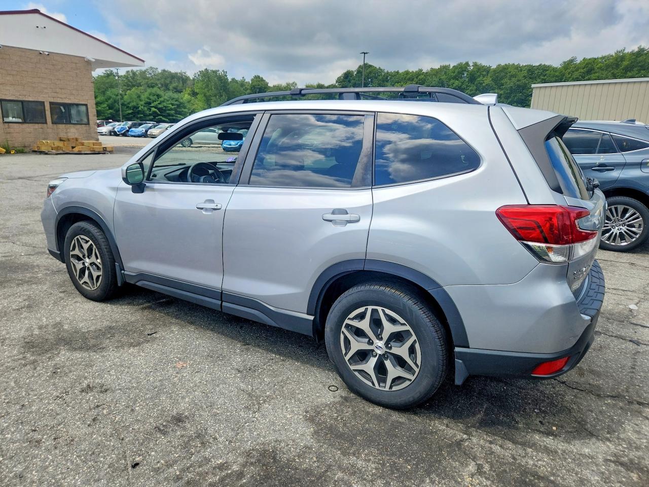 2020 SUBARU FORESTER PREMIUM — снимка 2