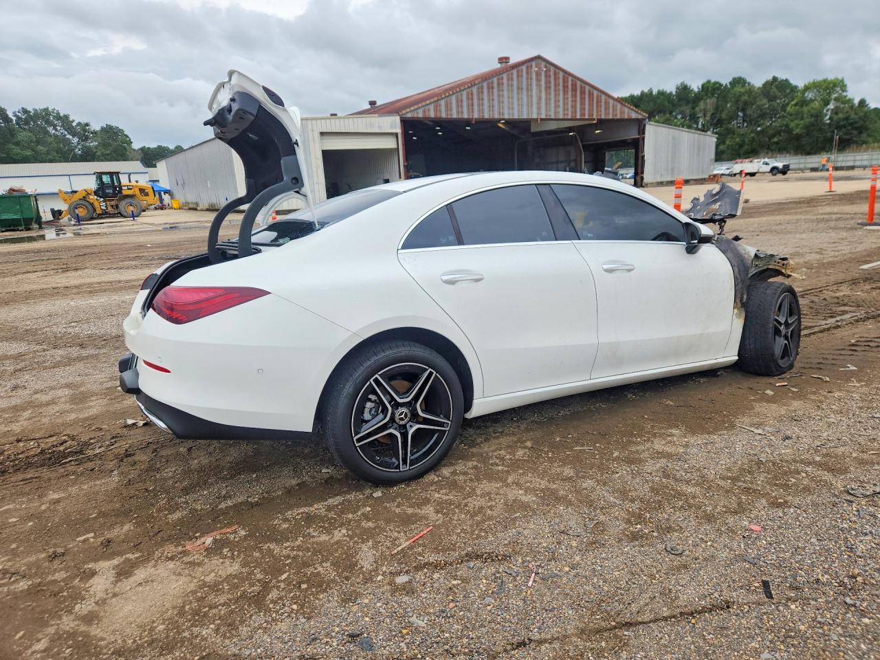 2026 MERCEDES-BENZ CLA 250 — снимка 3