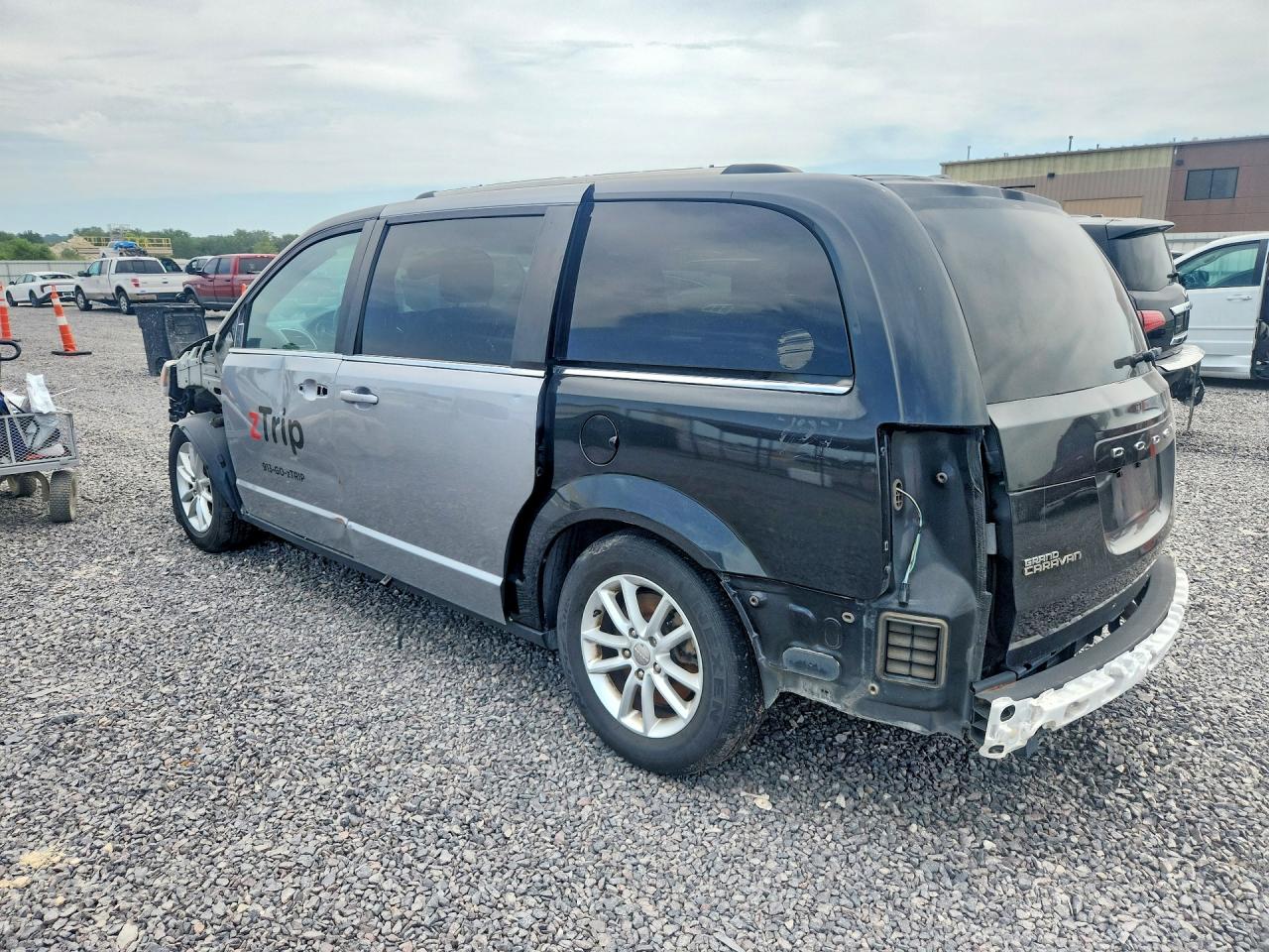 2019 DODGE GRAND CARAVAN SXT — снимка 2