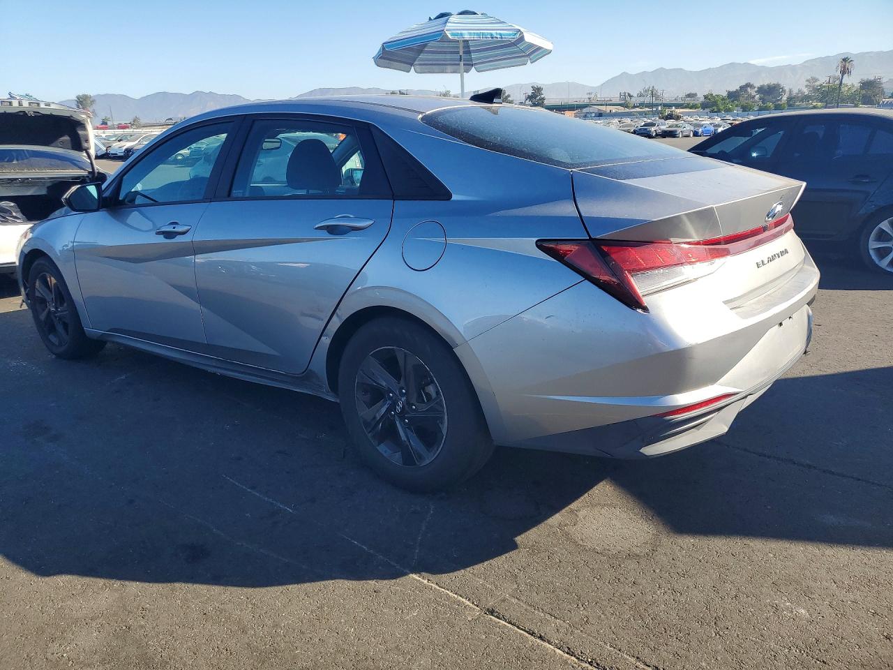 2021 HYUNDAI ELANTRA SEL — снимка 2