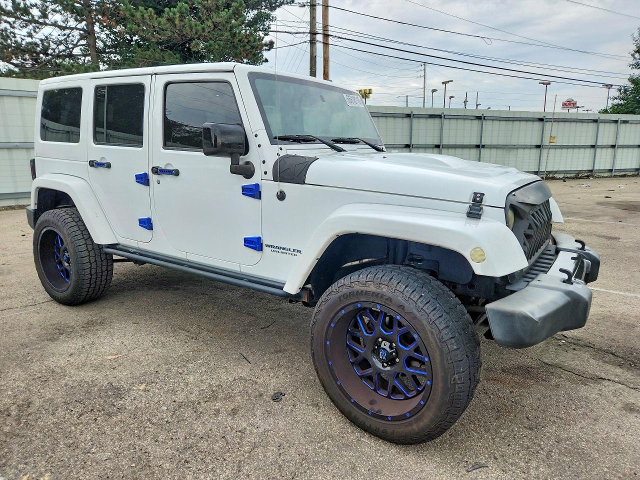 2015 JEEP WRANGLER UNLIMITED SAHARA — снимка 4