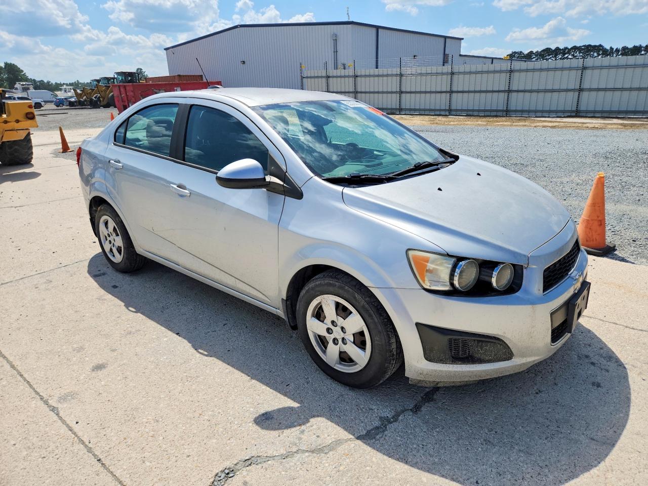 2015 CHEVROLET SONIC LS — снимка 4