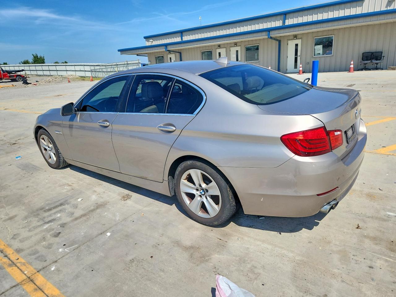2013 BMW 528 I — снимка 2