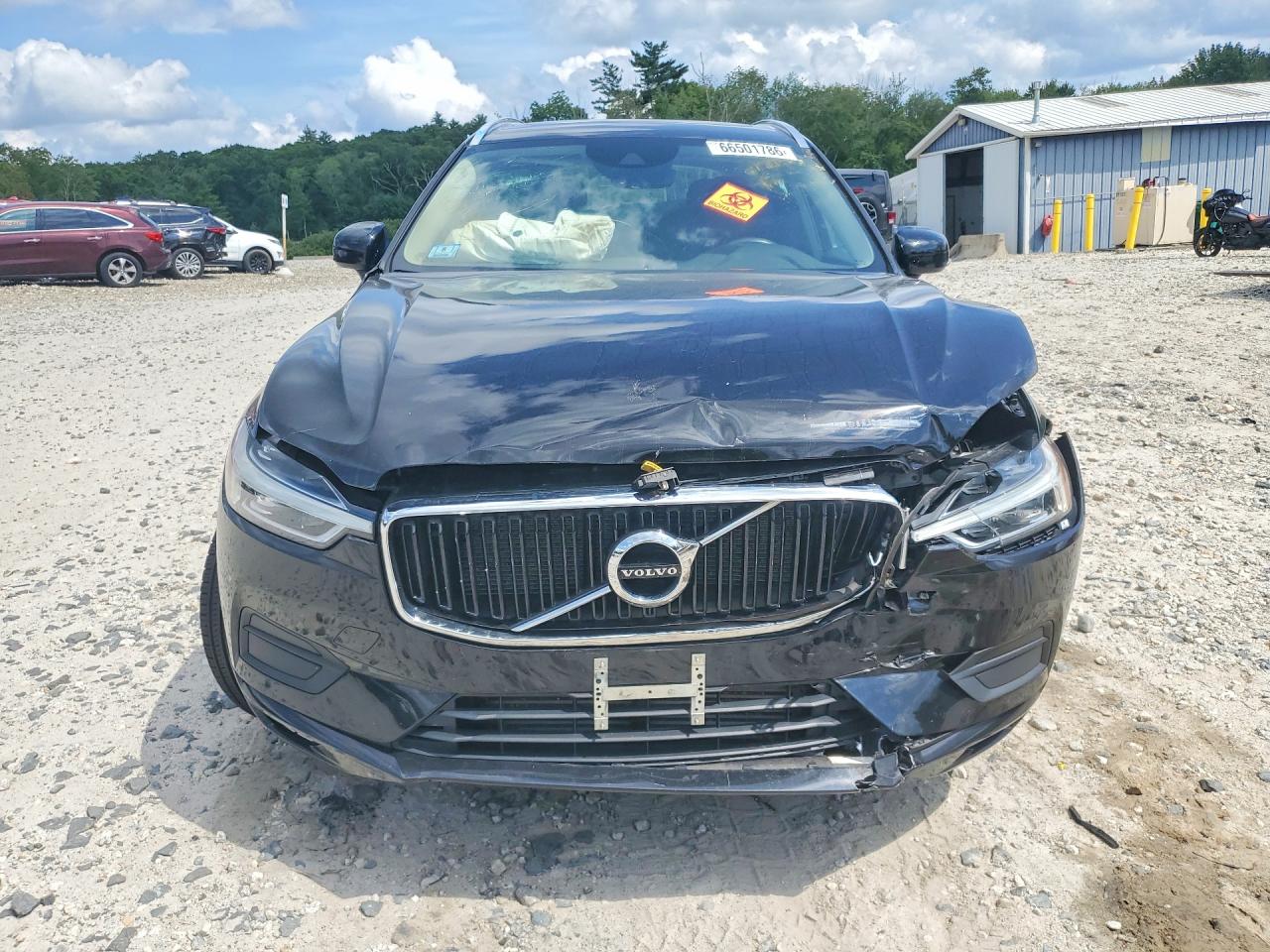 2021 VOLVO XC60 T5 MOMENTUM — снимка 5