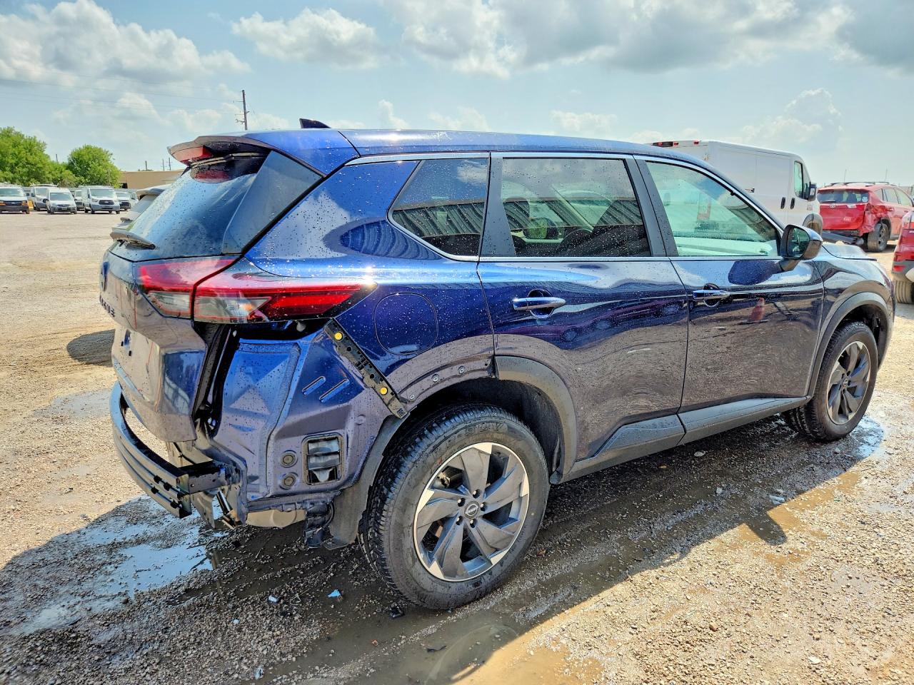 2025 NISSAN ROGUE SV — снимка 3