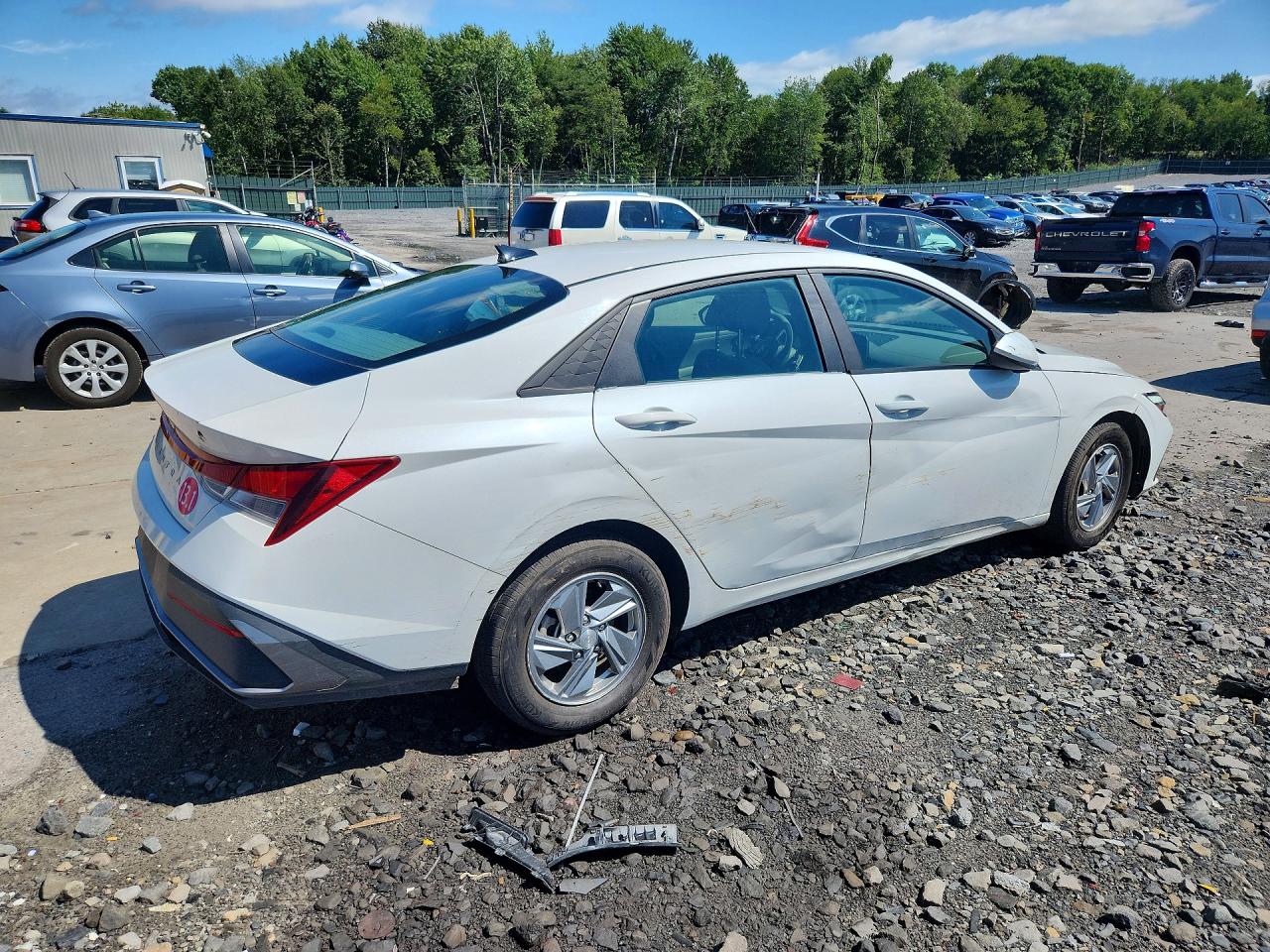 2024 HYUNDAI ELANTRA SE — снимка 3