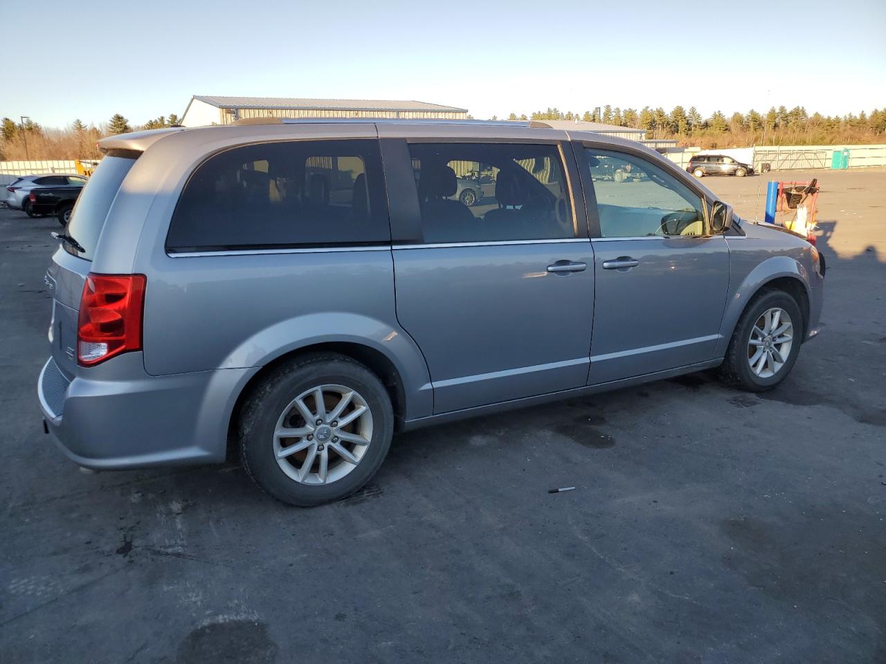 2019 DODGE GRAND CARAVAN SXT — снимка 3