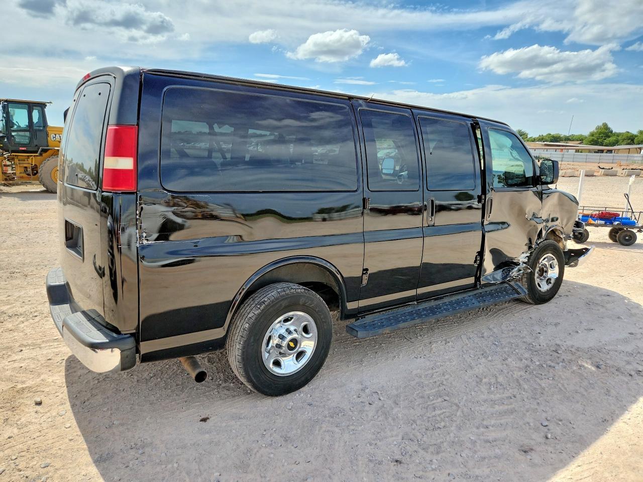 2015 CHEVROLET EXPRESS G2500 LT — снимка 3
