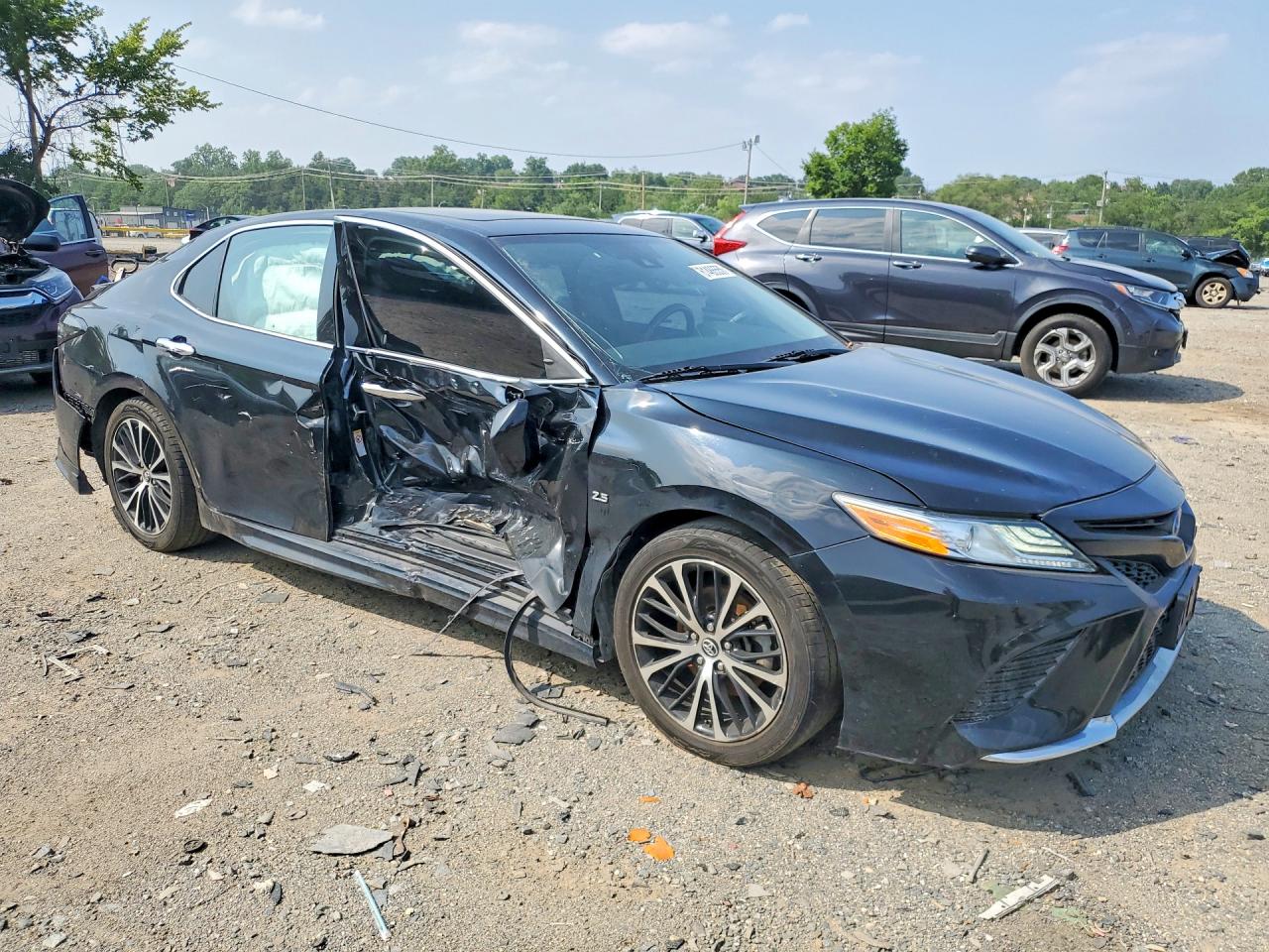 2019 TOYOTA CAMRY SE — снимка 4