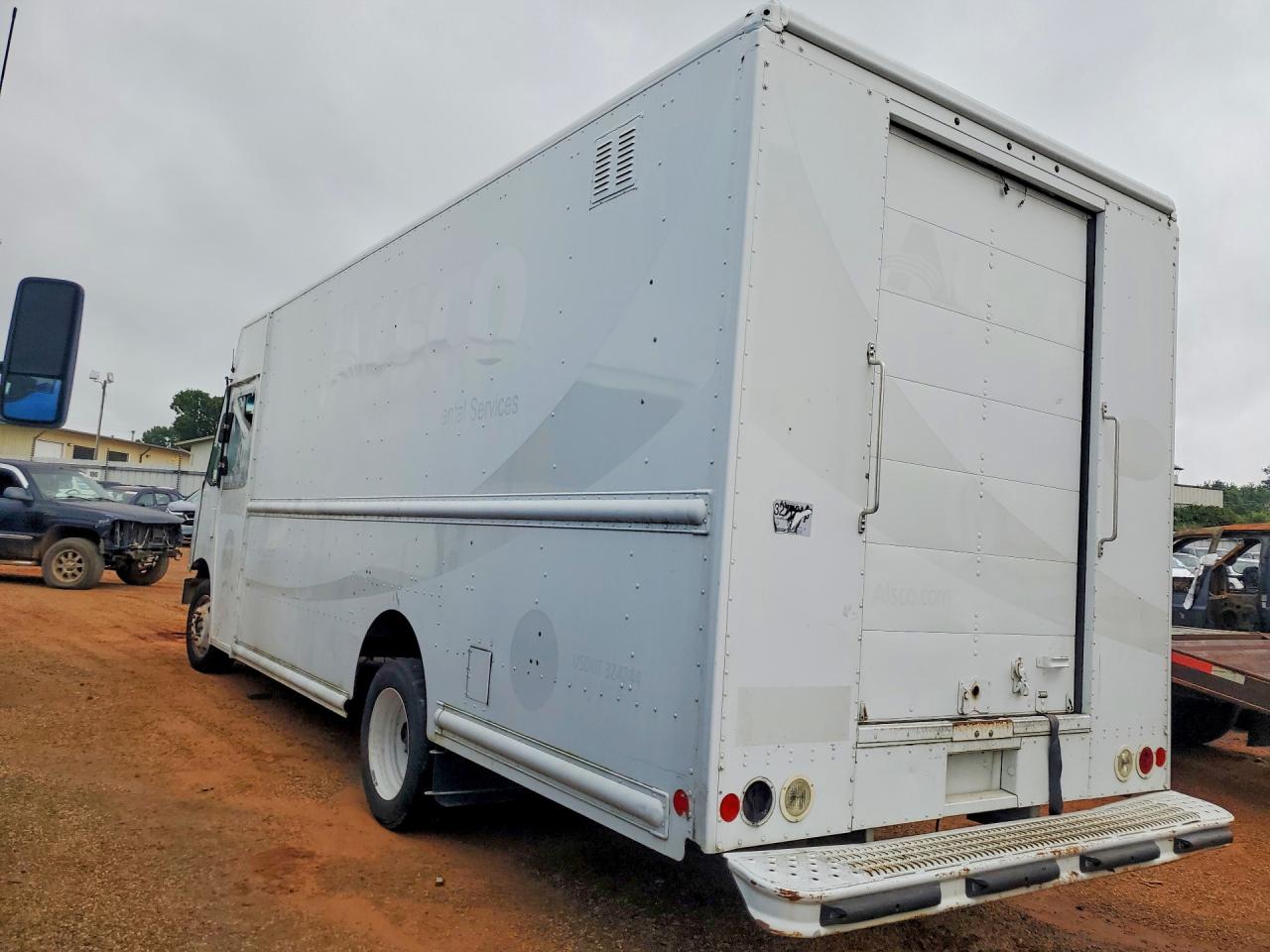 2019 FORD F59 — снимка 2