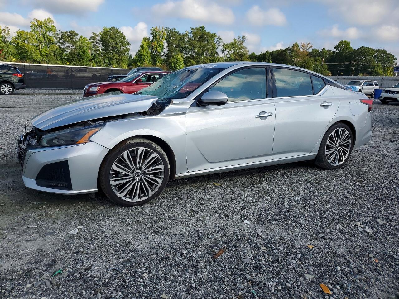 2023 NISSAN ALTIMA SL