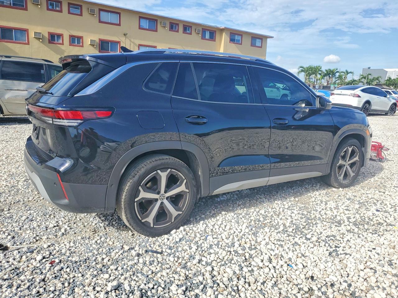 2025 VOLKSWAGEN TIGUAN SE — снимка 3