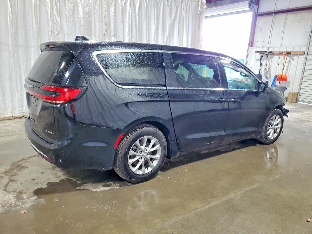 2026 CHRYSLER PACIFICA LIMITED — снимка 3
