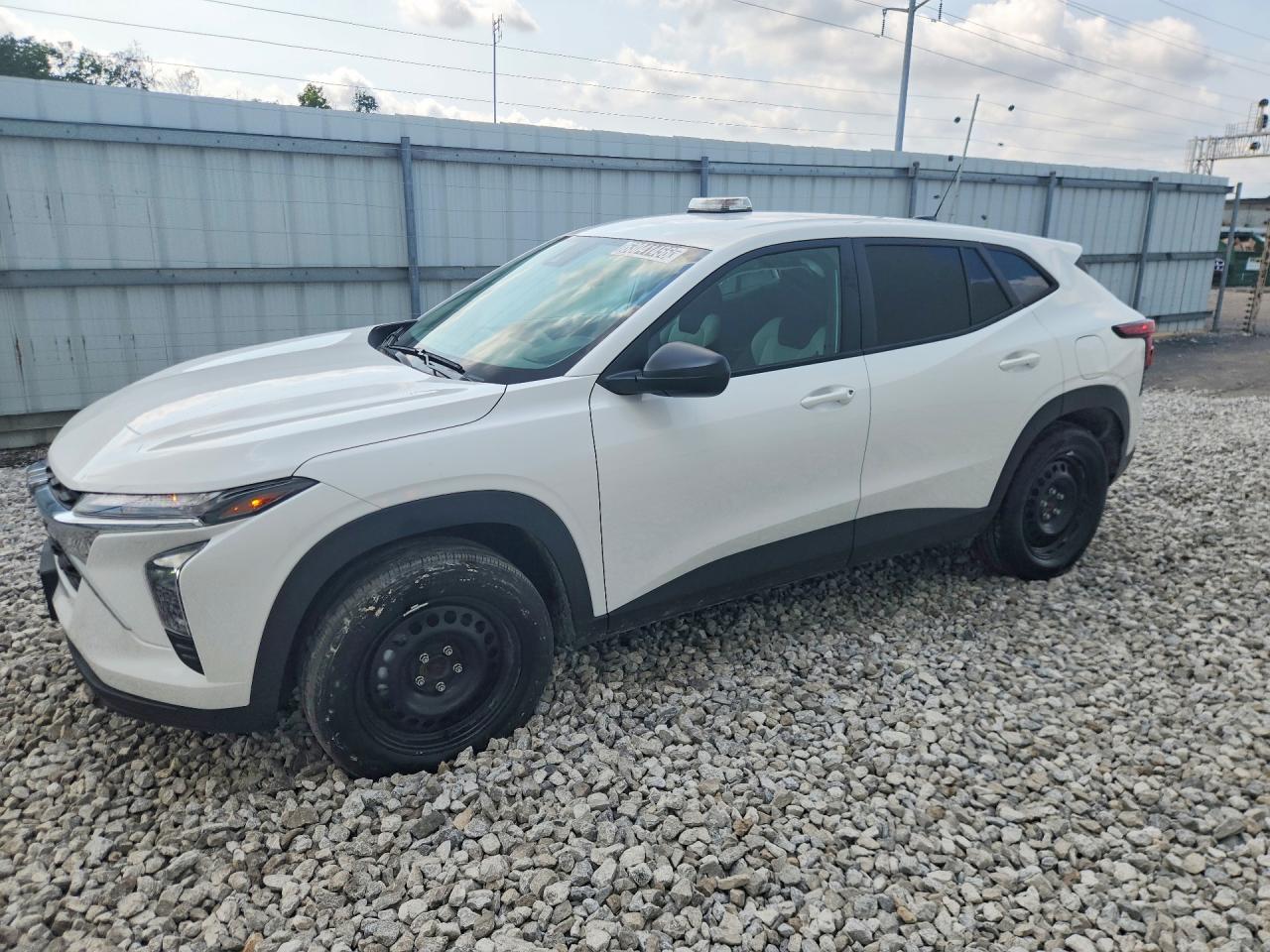 2025 CHEVROLET TRAX LS