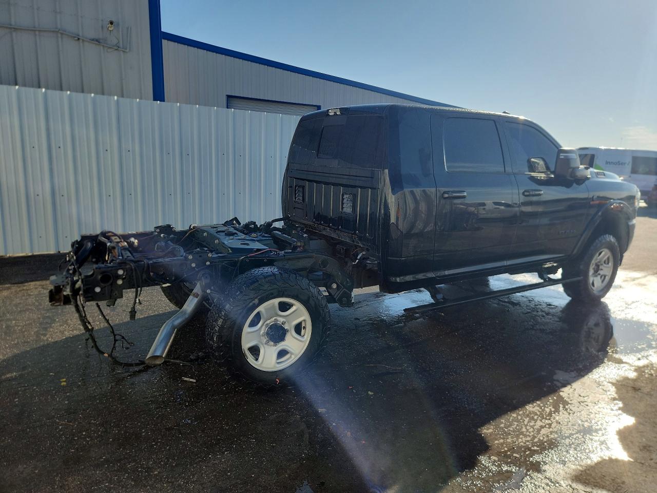 2024 RAM 2500 LIMITED — снимка 3