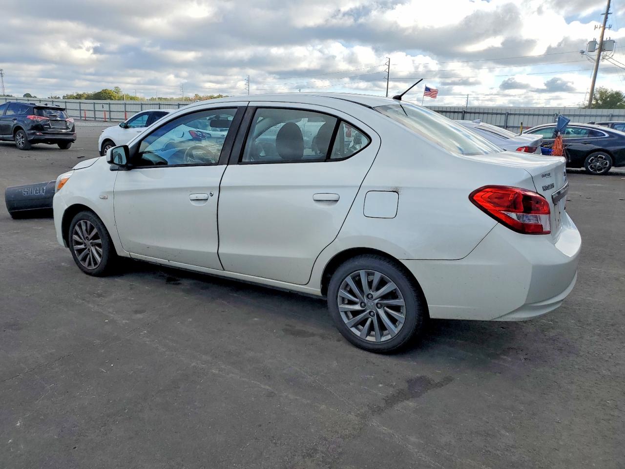 2018 MITSUBISHI MIRAGE G4 ES — снимка 2