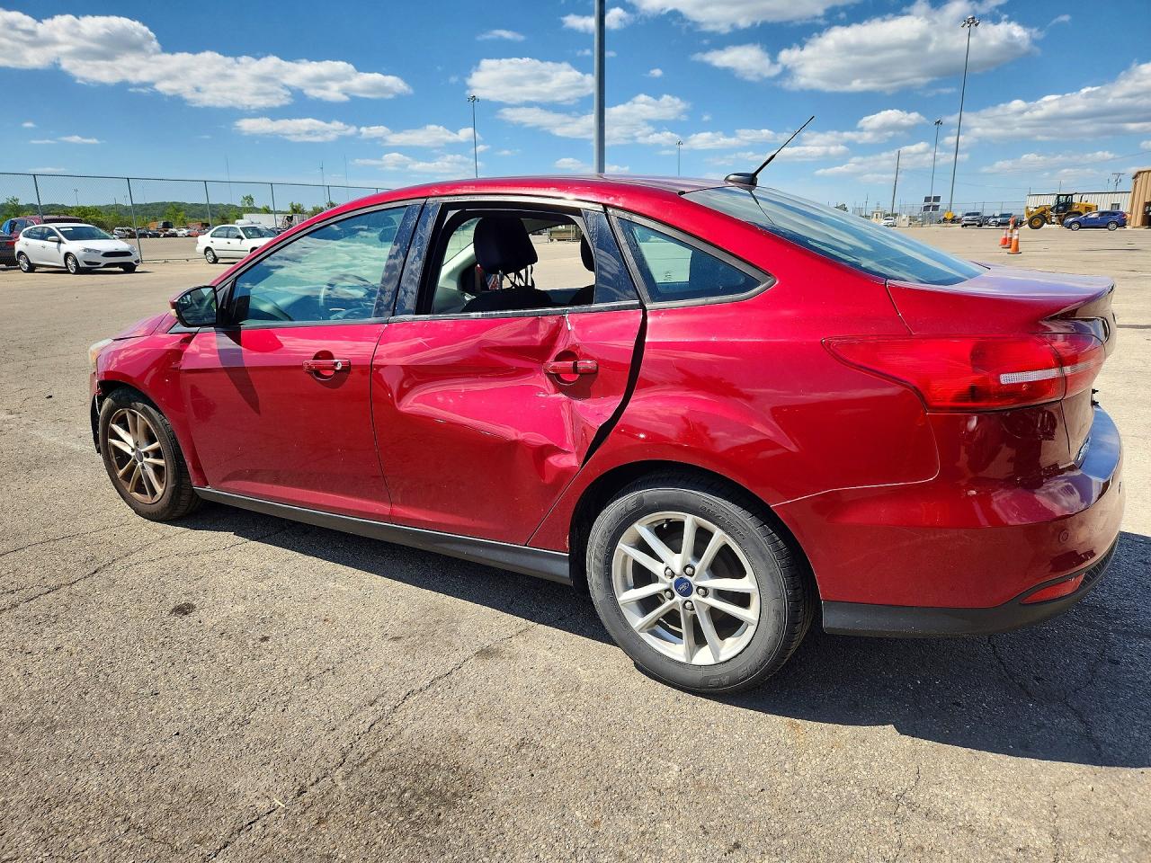 2015 FORD FOCUS SE — снимка 2