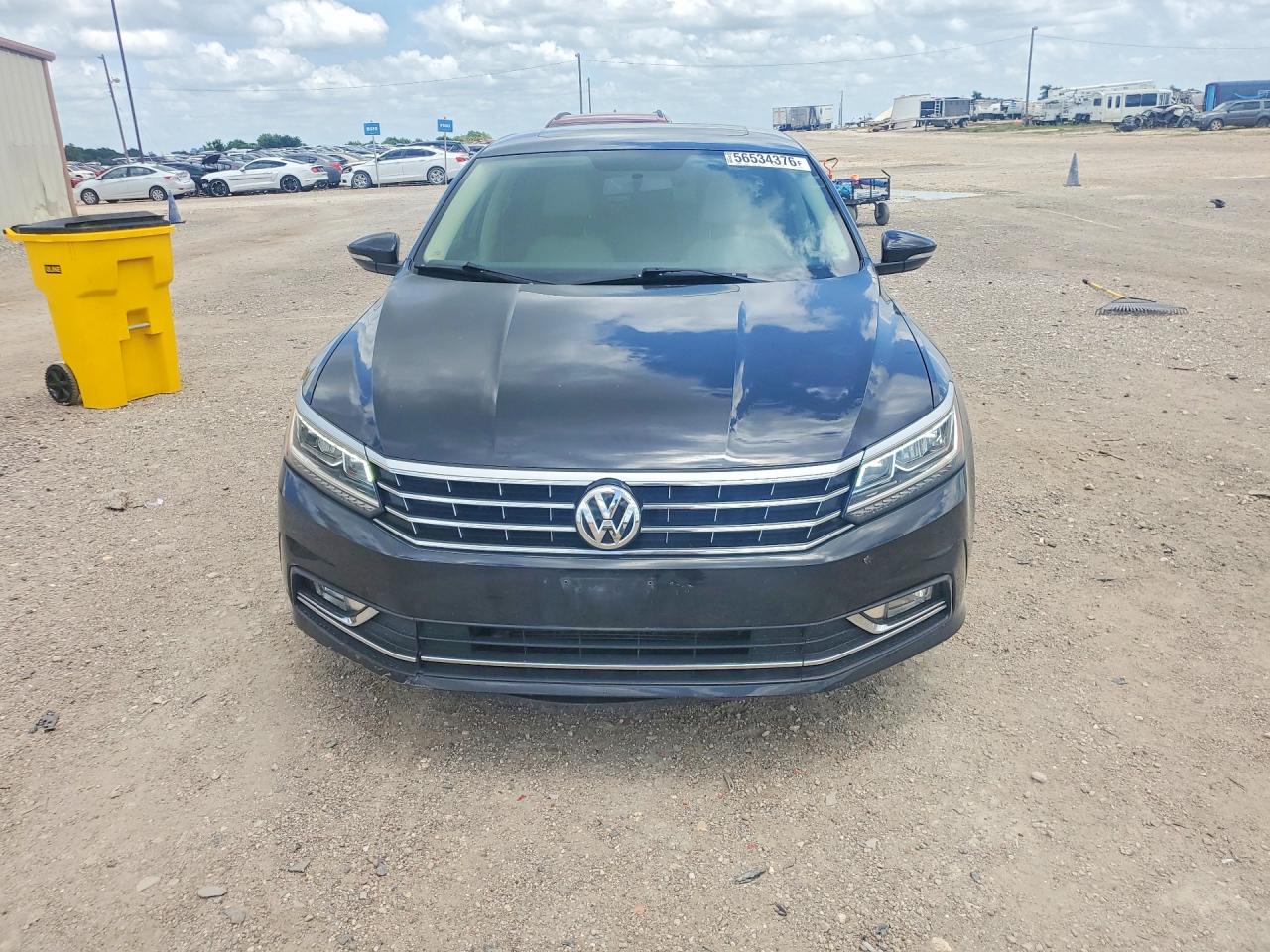 2017 VOLKSWAGEN PASSAT SE — снимка 5