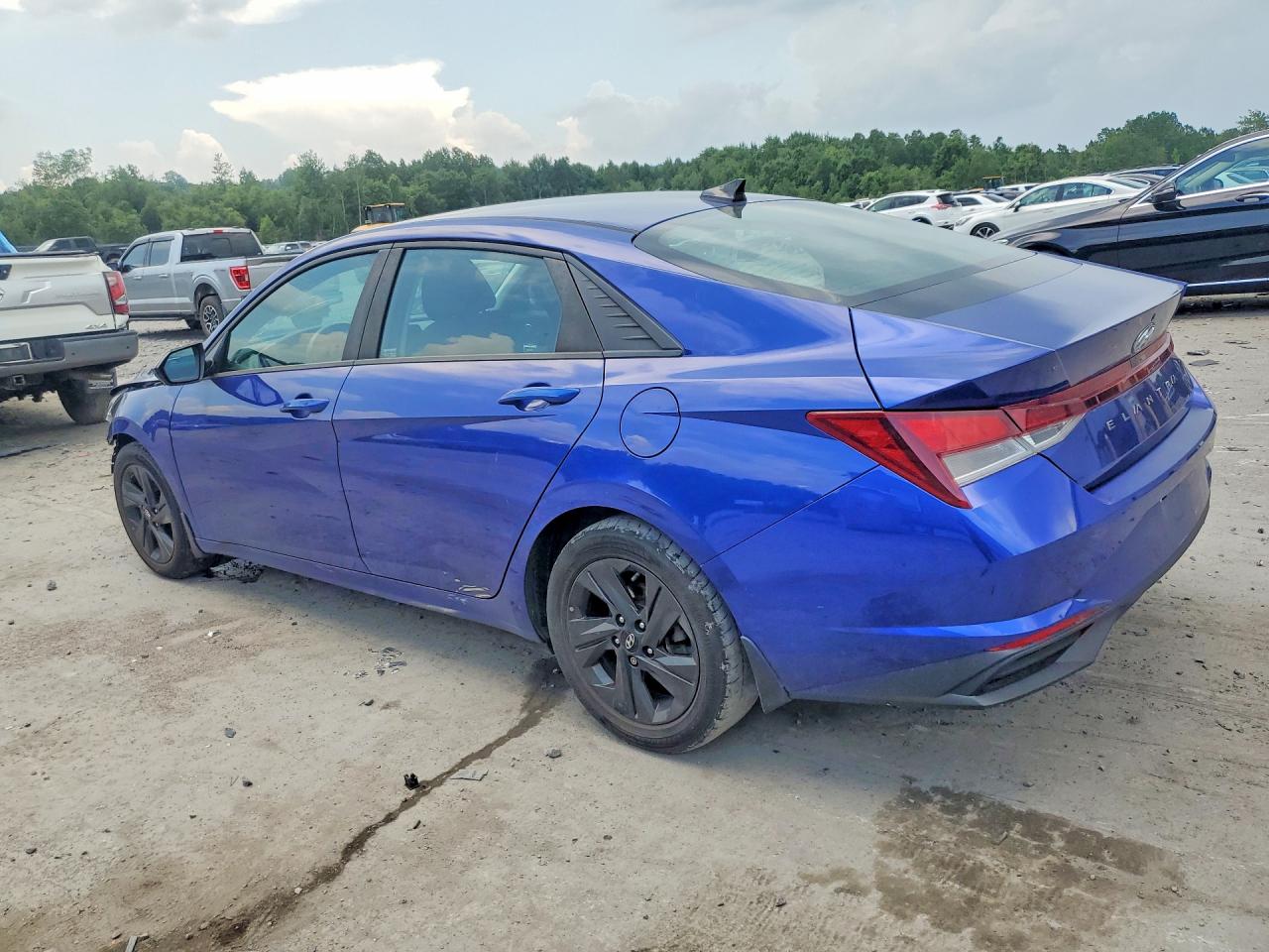 2022 HYUNDAI ELANTRA SEL — снимка 2