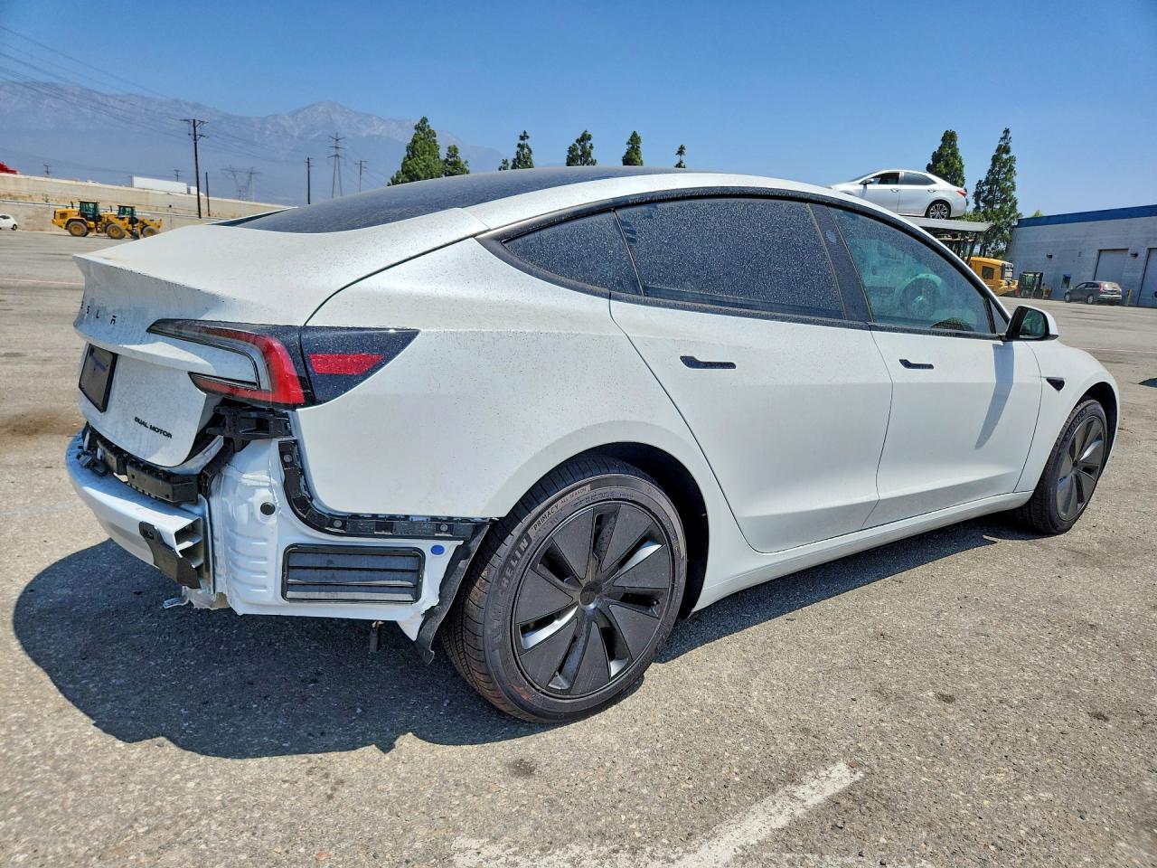 2026 TESLA MODEL 3 — снимка 3