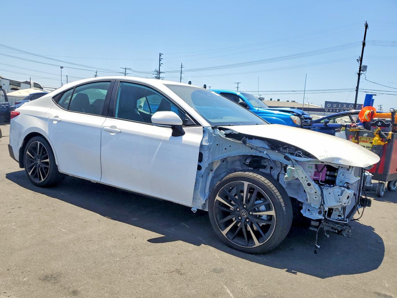 2026 TOYOTA CAMRY SE — снимка 4